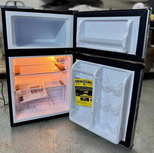 Insignia 3.0 Cu. Ft. Mini Fridge w/Top Freezer *PICKUP ONLY