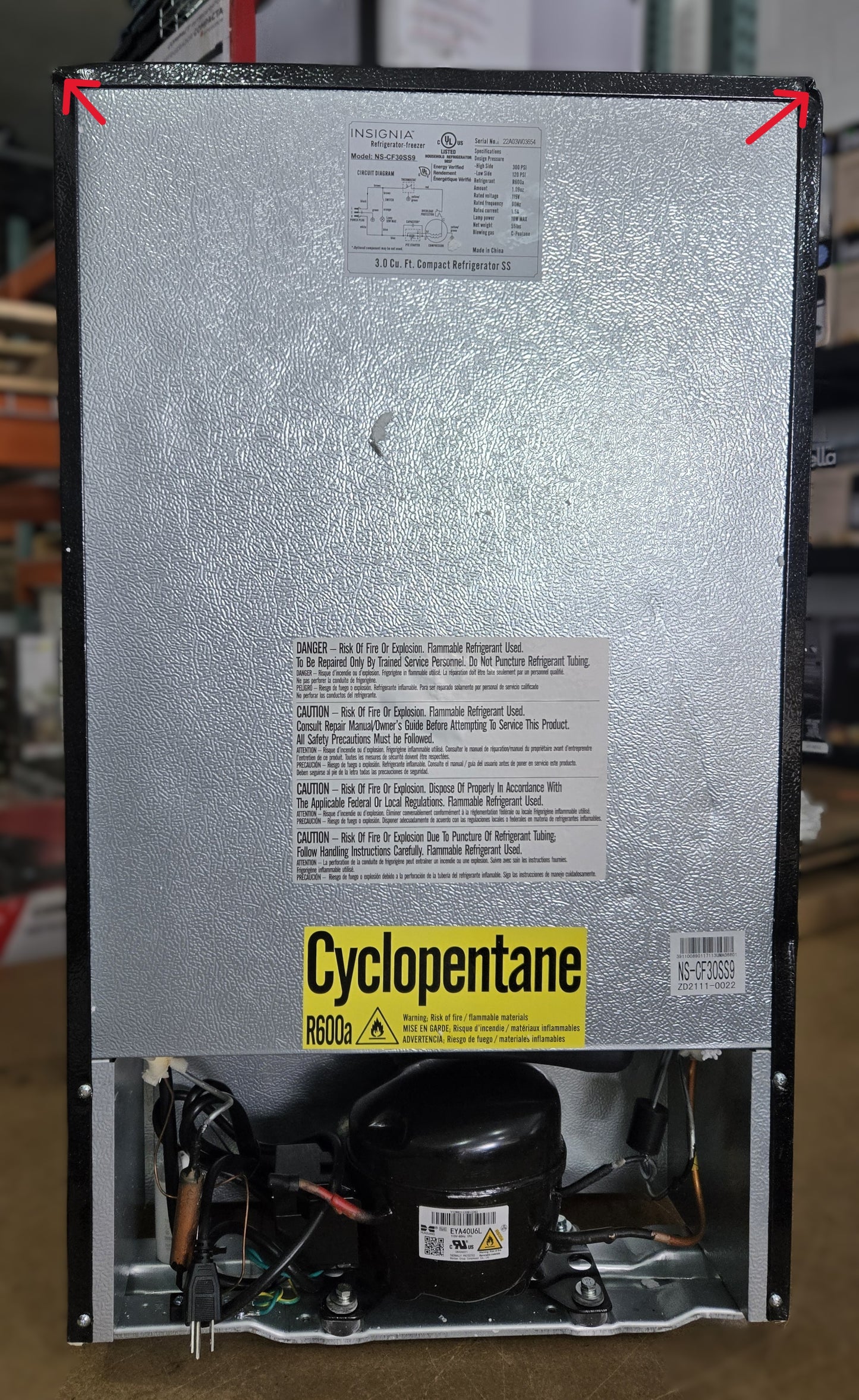 Insignia 3.0 Cu. Ft. Mini Fridge w/Top Freezer *PICKUP ONLY