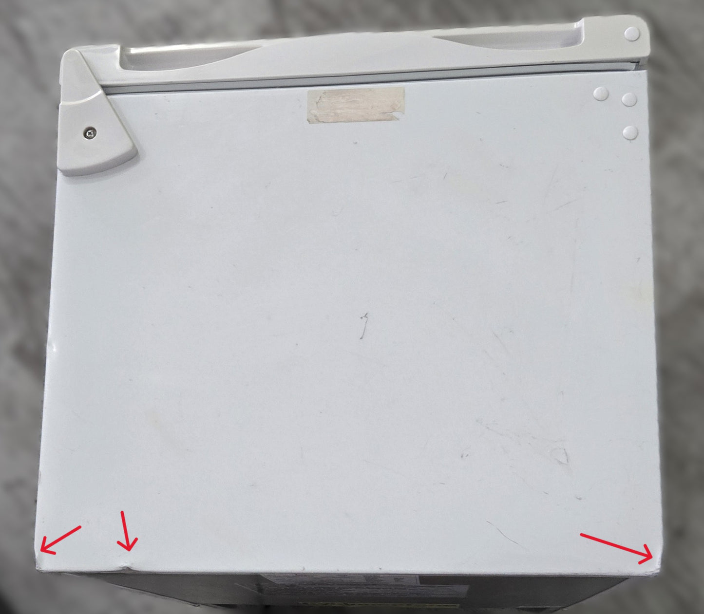 Insignia - 2.6 Cu. Ft. Mini Fridge - White *PICKUP ONLY