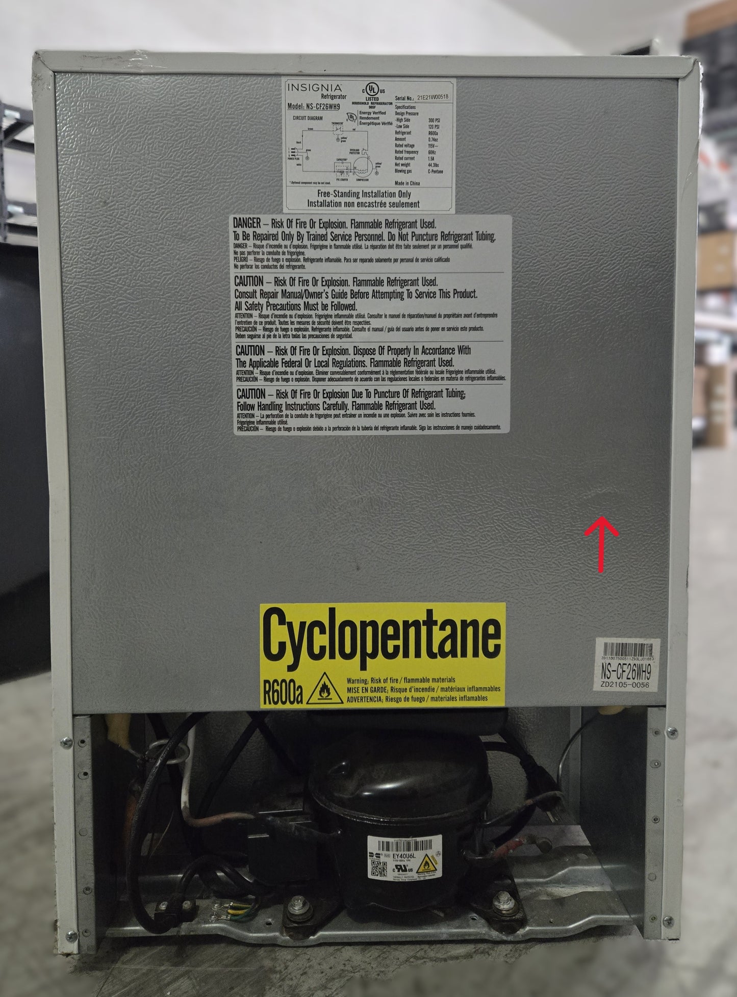 Insignia - 2.6 Cu. Ft. Mini Fridge - White *PICKUP ONLY