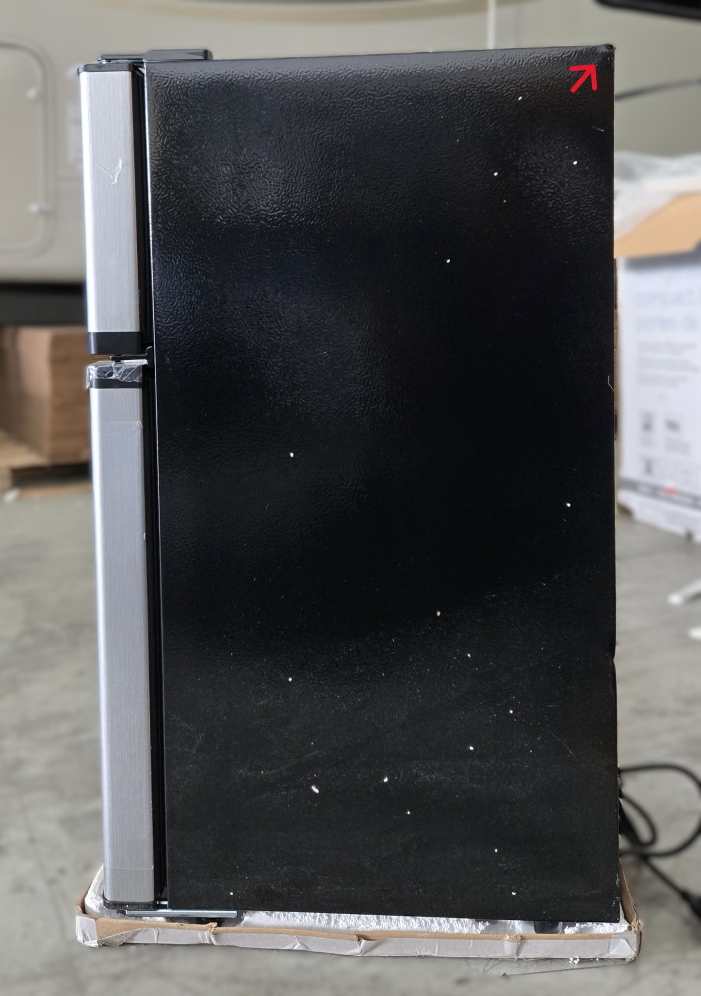 Insignia 3.0 Cu. Ft. Mini Fridge w/Top Freezer *PICKUP ONLY