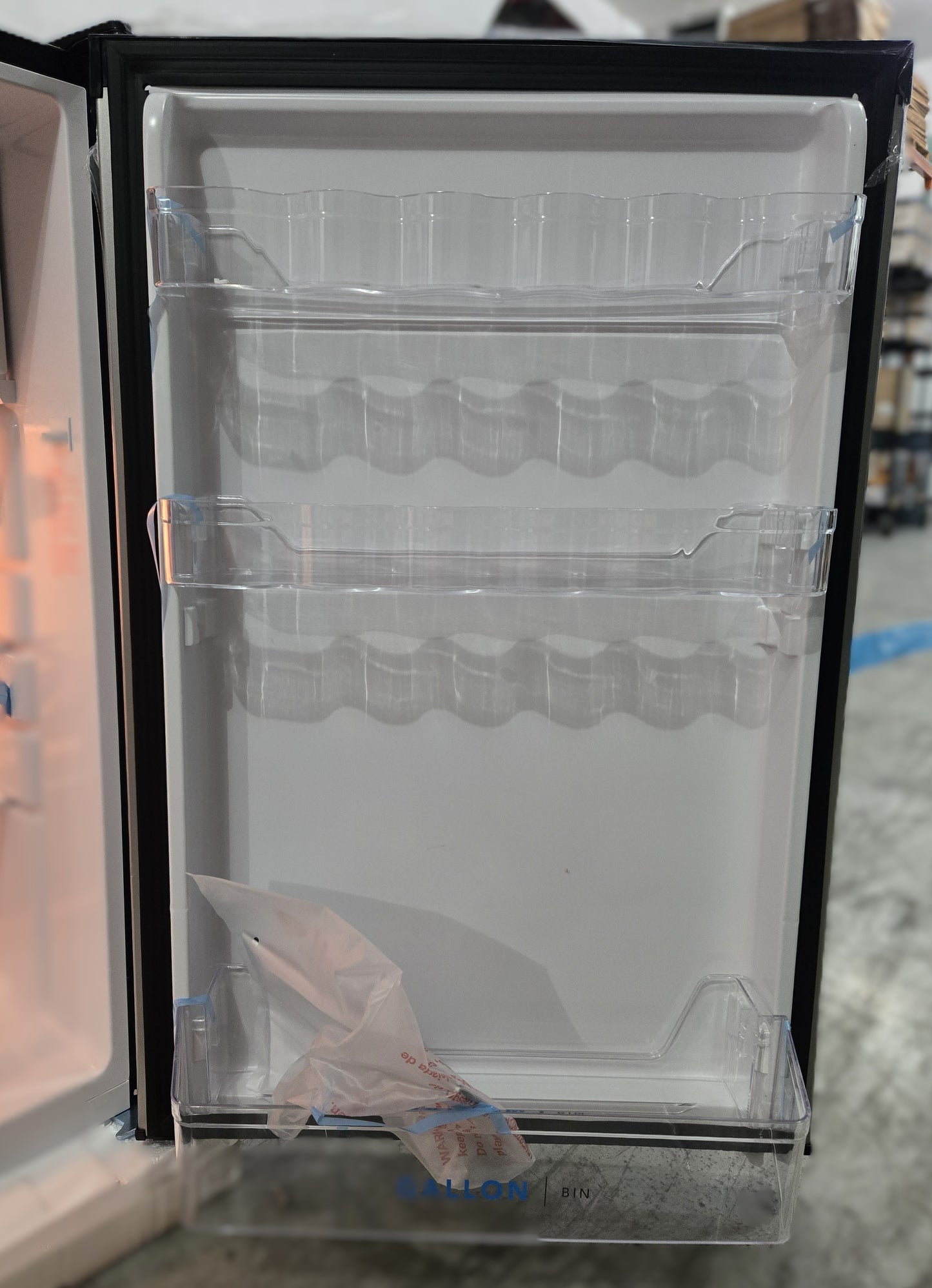 Frigidaire 4.5 Cu. Ft. Mini Fridge with Top Freezer - PICKUP ONLY