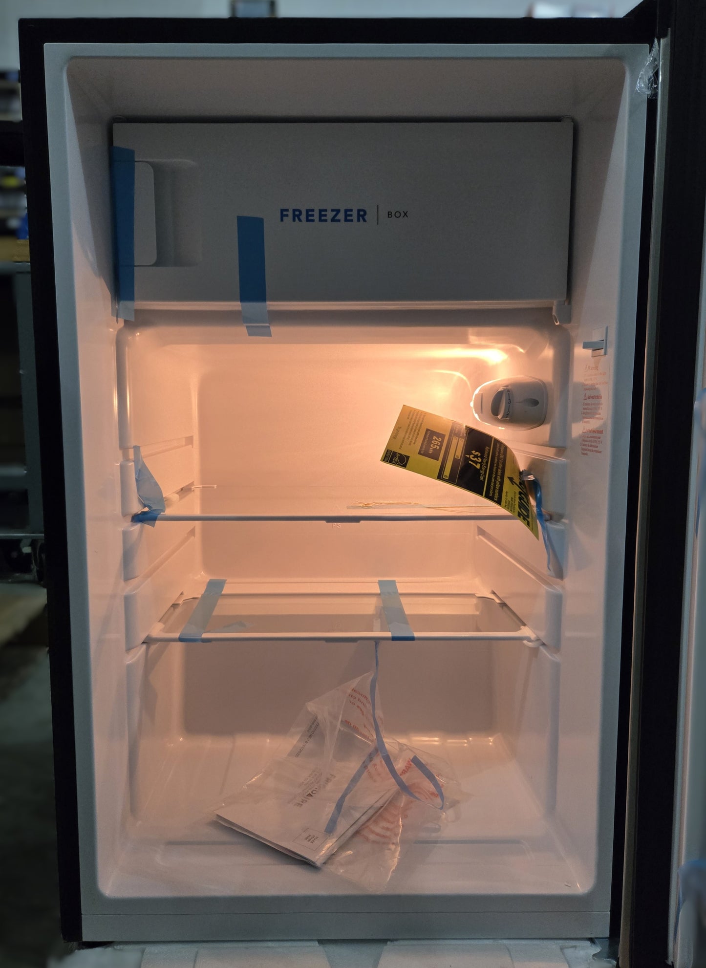 Frigidaire 4.5 Cu. Ft. Mini Fridge with Top Freeze - PICKUP ONLY