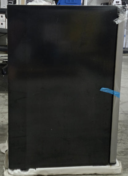 Frigidaire 4.5 Cu. Ft. Mini Fridge with Top Freezer - PICKUP ONLY