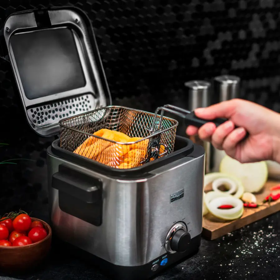 bella PRO - 1.6-qt. Deep Fryer