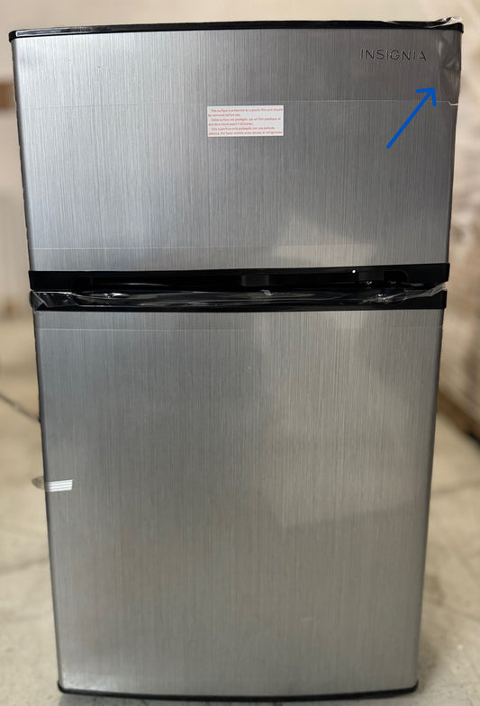 Insignia 3.0 Cu. Ft. Mini Fridge w/Top Freezer *PICKUP ONLY